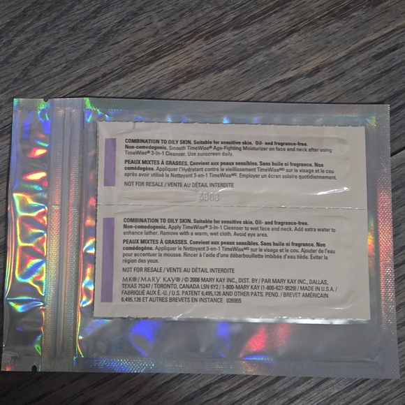 Mary Kay Skincare Duo for Combination to Oily Skin - Picture 3 of 3